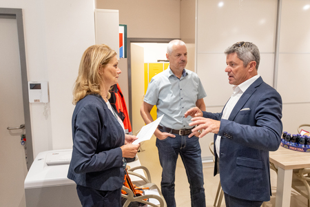 PREDAJA VOZILA URGENTNEGA ZDRAVNIKA Postojna  7.8.2025 - Valter Leban-0421